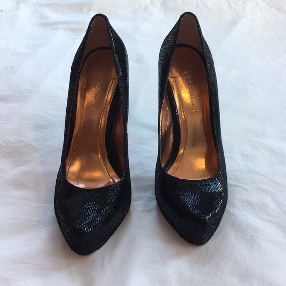NWOT BCBGeneration Black Snakeskin Pattern Heels, 7 - Picture 2 of 9